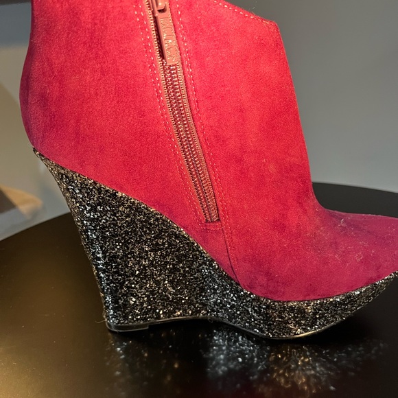 Wedge platform, suede boot - Picture 2 of 4